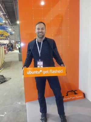 mark shuttleworth mwc 2013.jpeg
